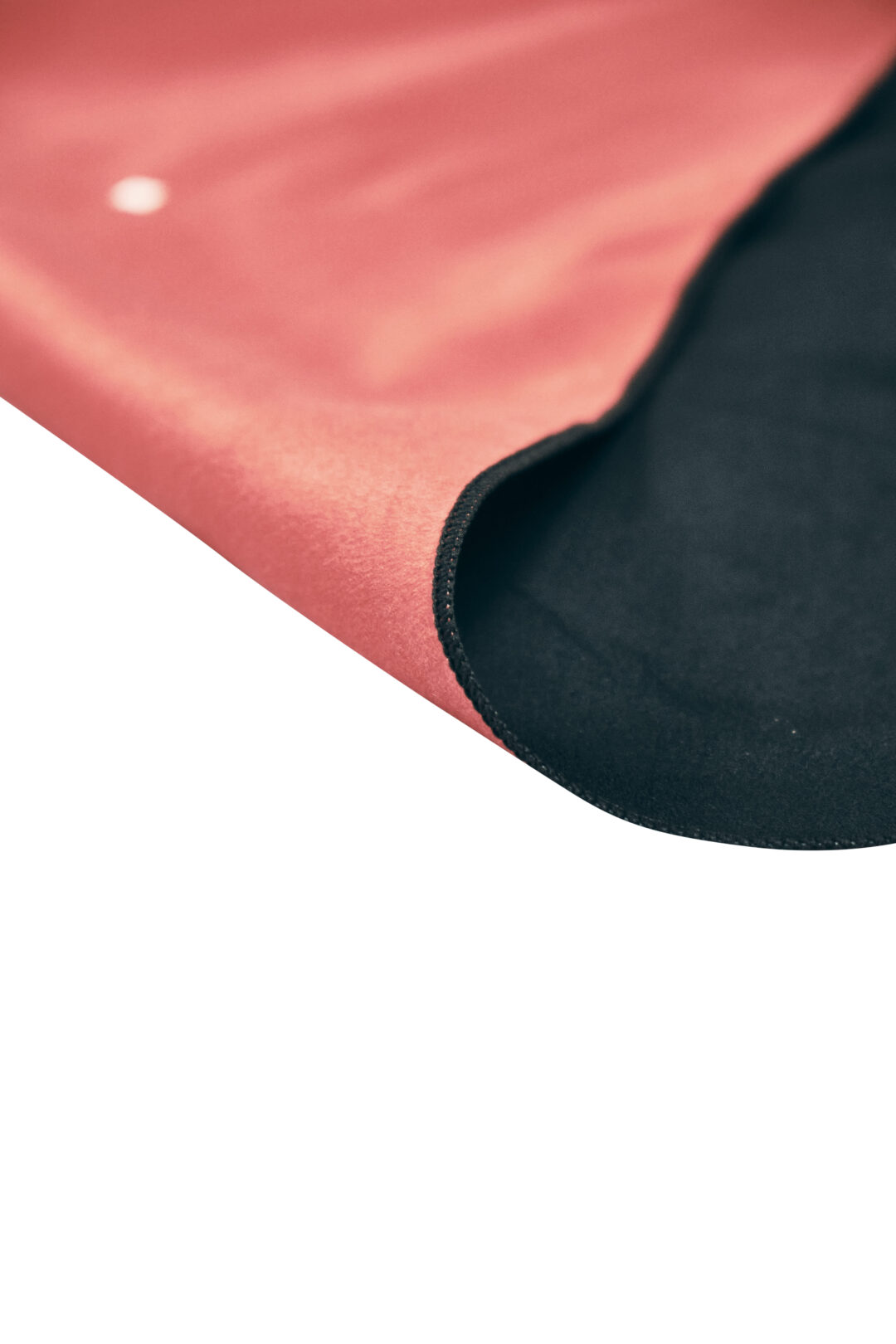 Shark Rebellion towel Black (3)